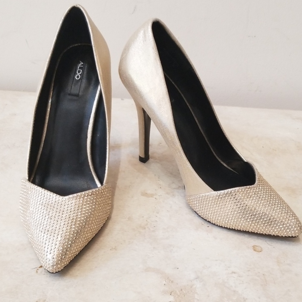 SOLD "Aldo" Heels - Picture 1 of 6